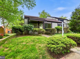 3146 Babashaw Ct, Fairfax, VA 22031