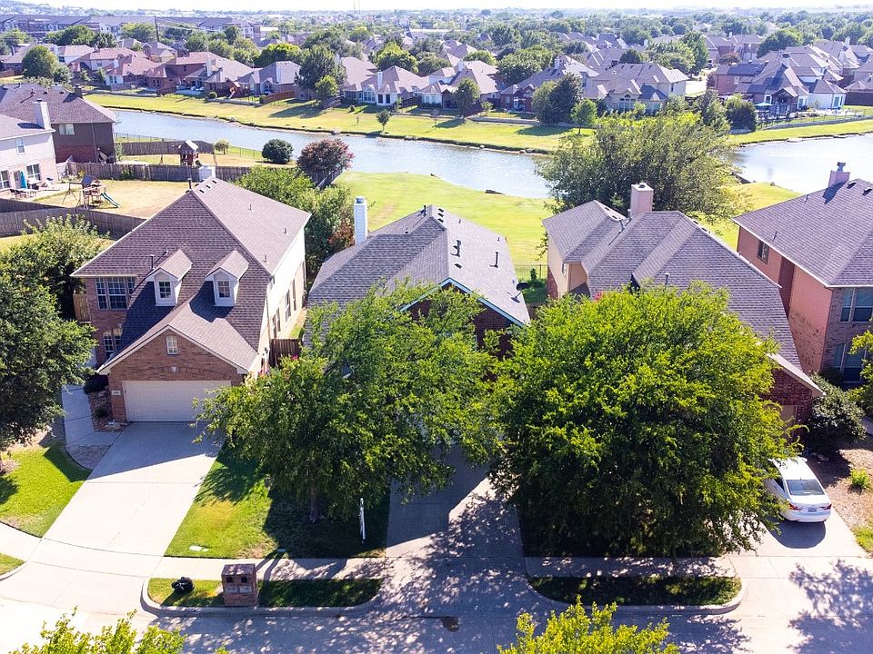 1st image of 5324 Vestia Dr