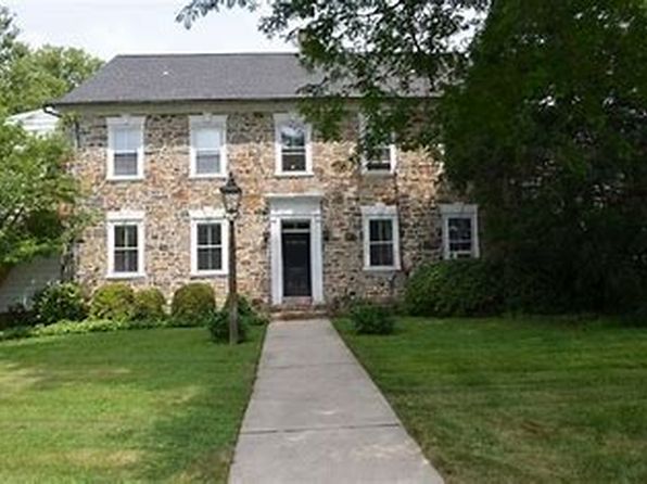 501 Butter Ln #8