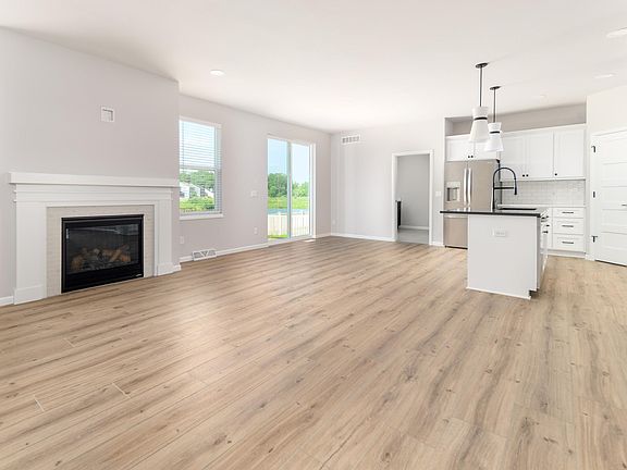 4th image of 5627 Golden Dusk Pkwy
