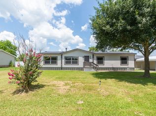 10023 S Country Dr, Alvin, TX 77511