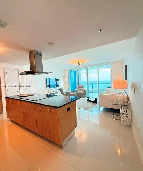 6899 Collins Ave #2201 — Photo 3