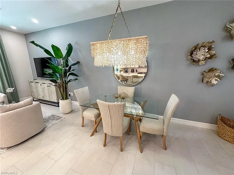 232 Indies Dr E #201 — Photo 5
