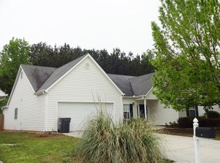 145 Shadowbrooke Cir, Loganville, GA 30052