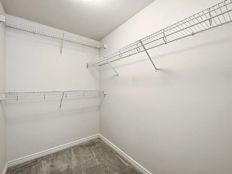 608 Crosswind Point — Photo 32