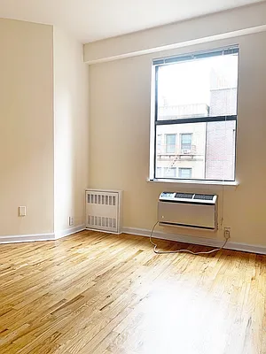 Rented by A Space Realty NY LLC | media 6