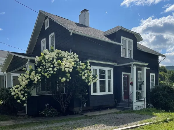 31 Maple St, Addison, NY 14801