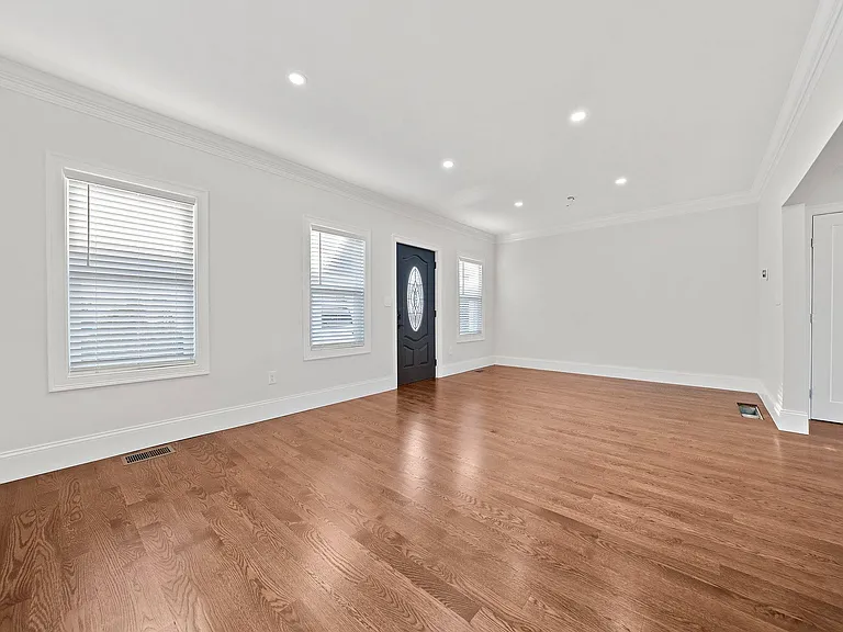 9 Shaw Ct #9 — Photo 8