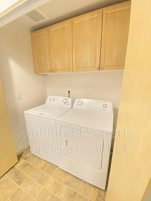4 bed, 2.0 bath, 1500 sqft, $2,200 — Photo 4