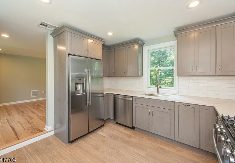 77 River Rd — Photo 4