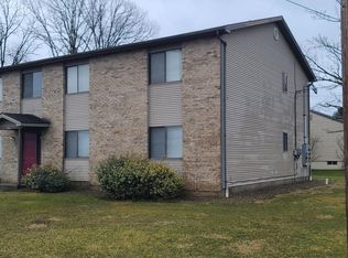 627 Myron St #4, Hubbard, OH 44425