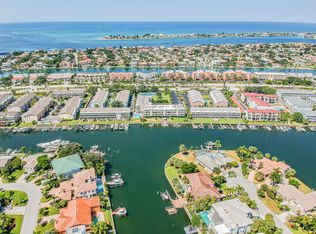 719 Pinellas Bayway #202, Tierra Verde, FL 33715