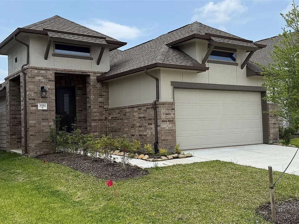 31961 Retama Ranch Ln