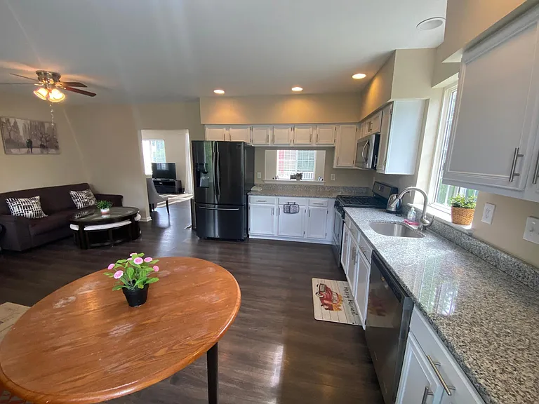 17 Hidden Cove Ct — Photo 15