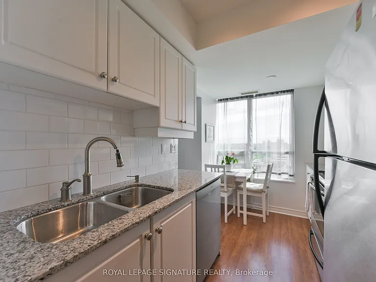 212 Eglinton Ave E #1907 — Photo 12