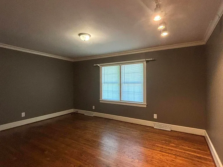 304 Ridge Rd NW — Photo 17