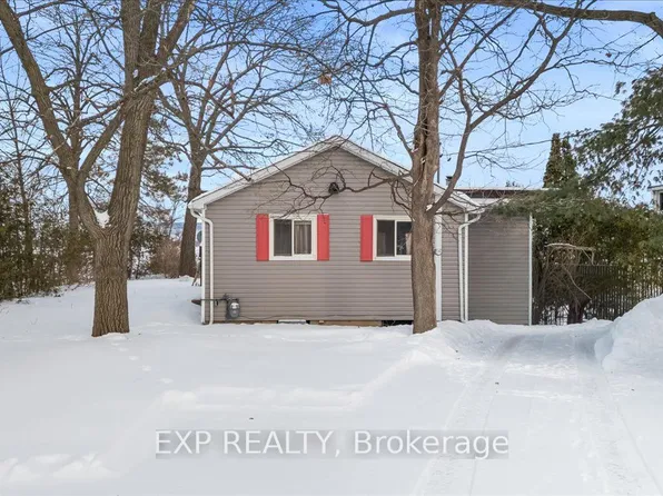 488 Bayview Dr, Ottawa, ON K0A 3M0