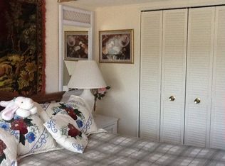 1028 Vermont Ave, Lady Lake, FL 32159