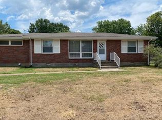 39 Hillsboro Rd, Clarksville, TN 37042