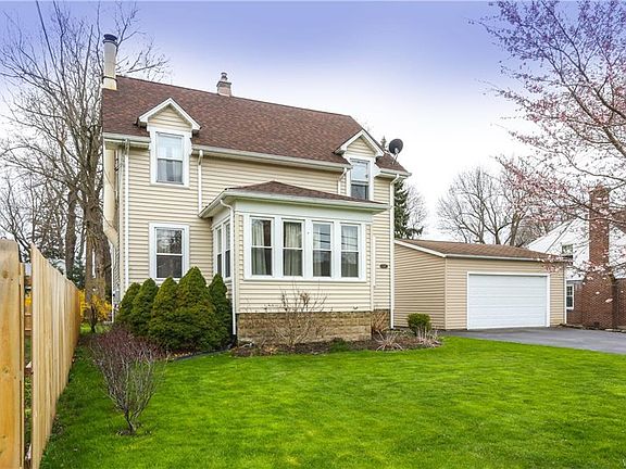 2nd image of 241 Oakgrove Dr