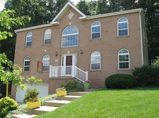1041 High Meadows Dr, Gibsonia, PA 15044