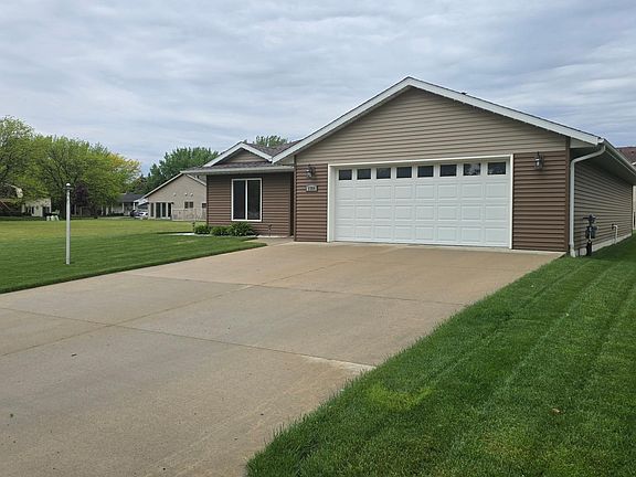 3rd image of 1709 Keystone Dr