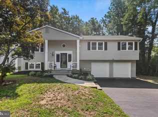 4 Huron Way, Lawrence Township, NJ 08648