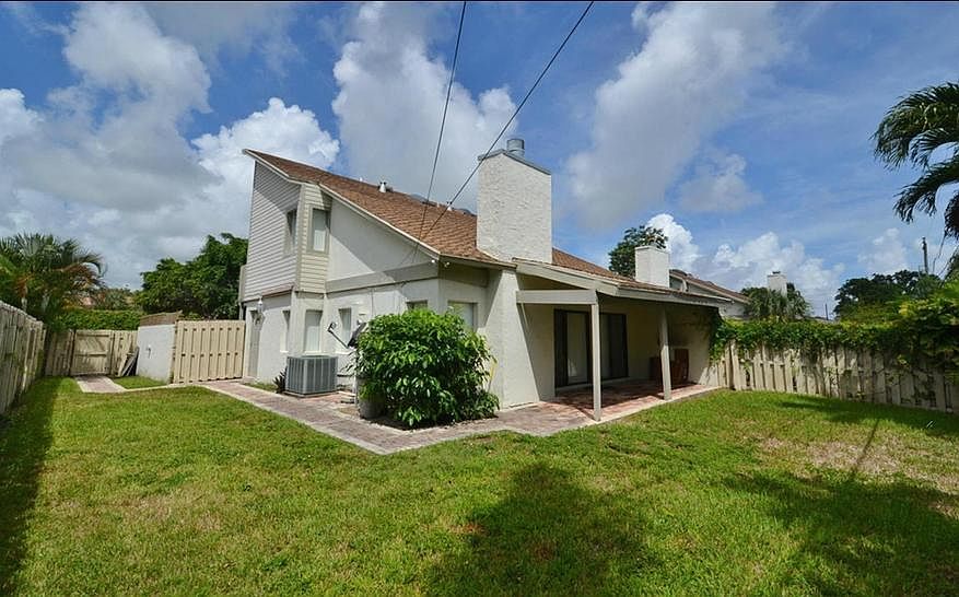 1st image of 3021 Florida Blvd #3023