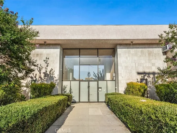 5232 Corteen Pl Unit 3, Valley Village, CA 91607