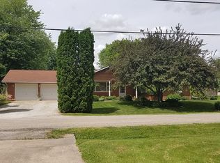 200 Angela Dr, La Harpe, IL 61450