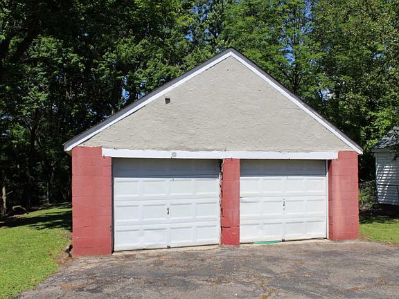 4th image of 7209 Clovernook Ave