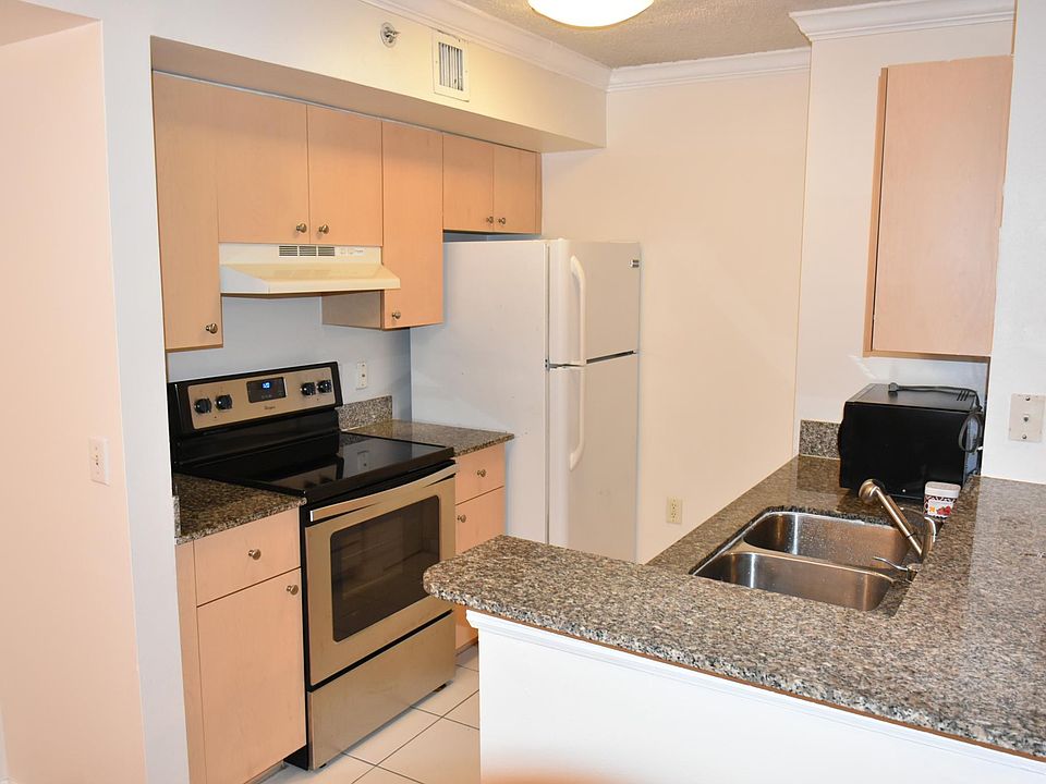 1st image of 2494 Centergate Dr APT 206
