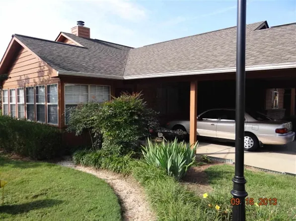 1426 Laterre Ln, Morristown, TN 37814