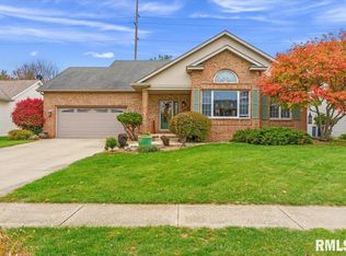 2709 Cronin Dr, Springfield, IL 62711