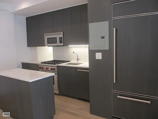 Rented by Brown Harris Stevens | media 38