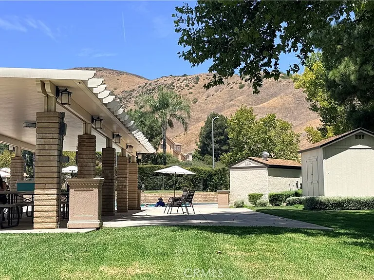 12022 Falcon Crest Way — Photo 4