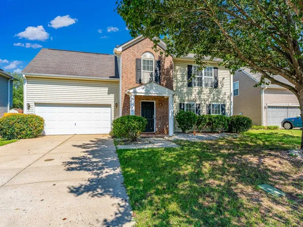 511 Smoothstone Dr, Duncan, SC 29334