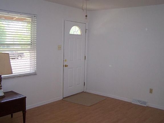 2nd image of 3420 La Salle Dr