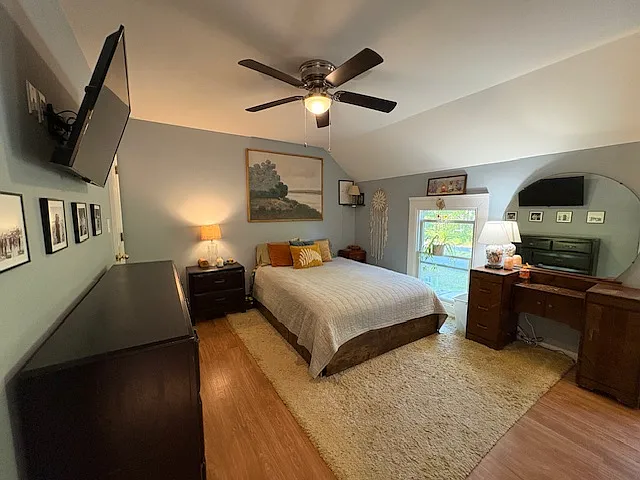1074 Ocean Pkwy — Photo 12