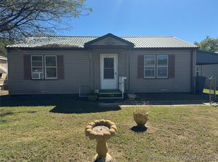 1312 8th Ave NW, Ardmore, OK 73401