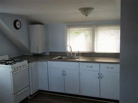 2nd image of 48 Mallory Ave #B