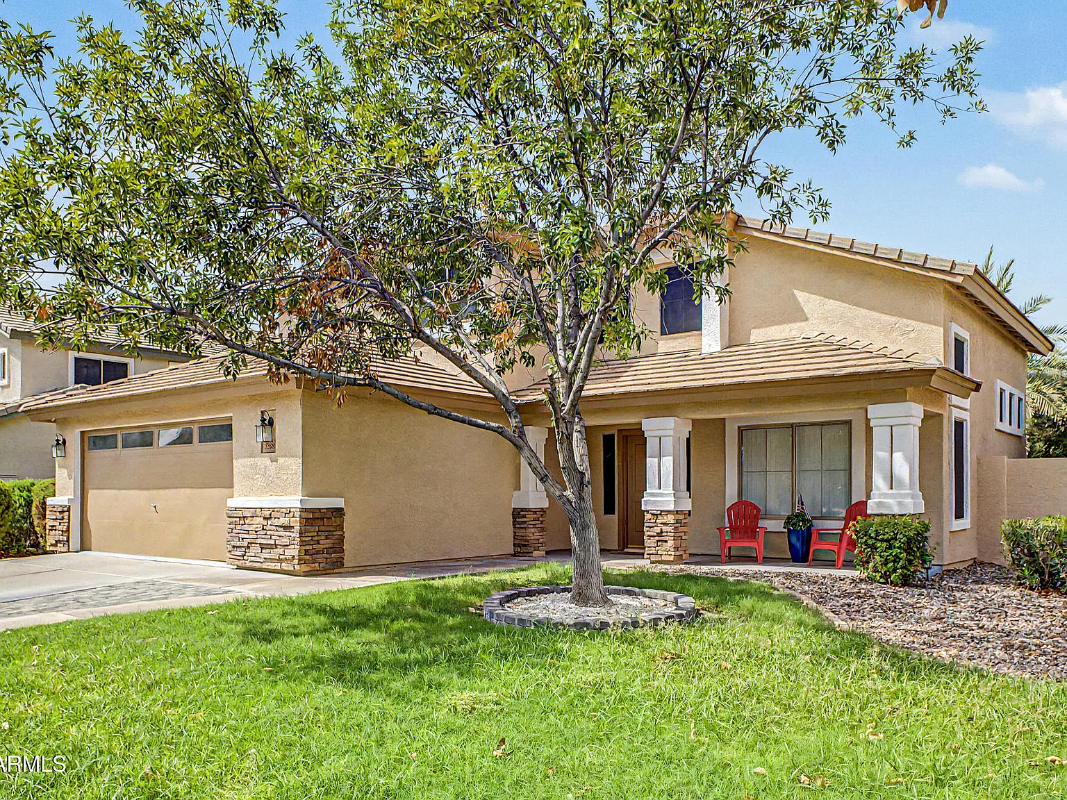 4 bed, 3.0 bath, 2317 sqft, $2,650 — Photo 3
