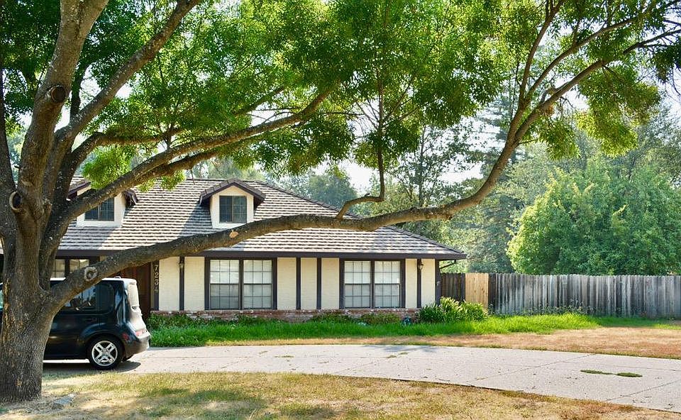 1st image of 7234 Almond View Ct