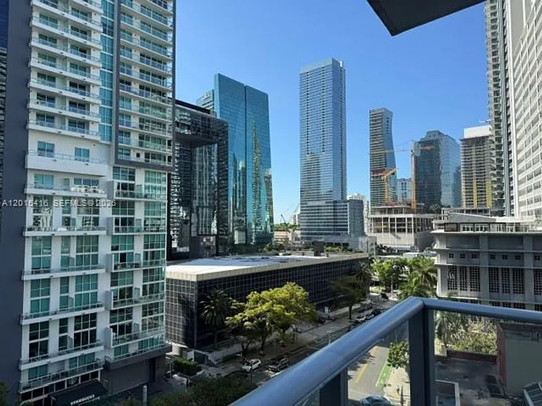 1100 S Miami Ave #801 — Photo 16