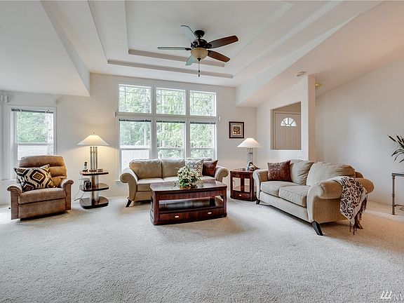 5th image of 2050 E Mason Lake Dr W