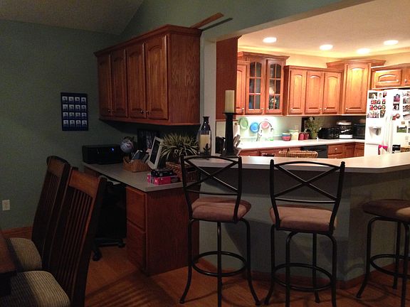 3rd image of 3129 S Olive St