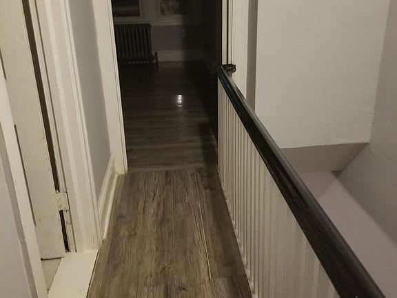5th image of 723 W Wellens St
