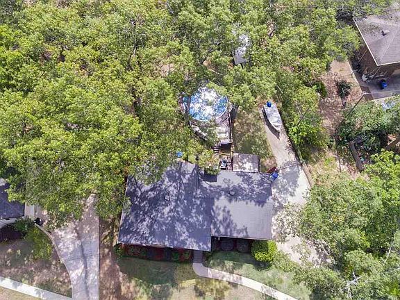 3rd image of 3461 Crayrich Dr