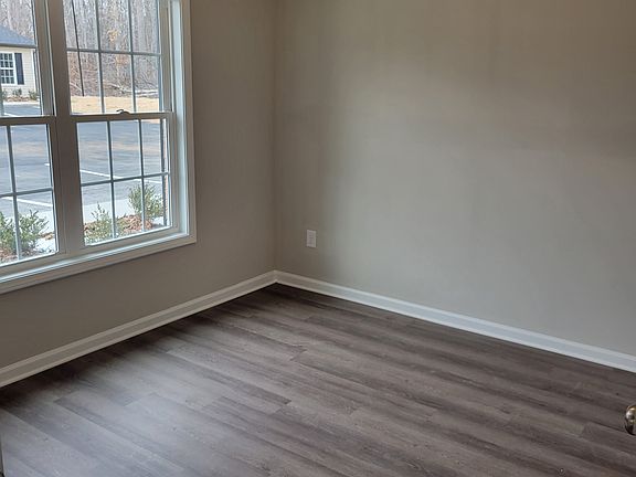 5th image of 2215 Legacy Ridge Ln