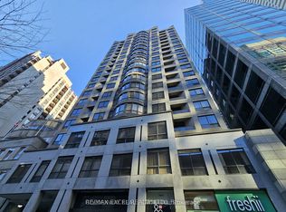 55 Bloor St E #1001, Toronto, ON M4W 3W6